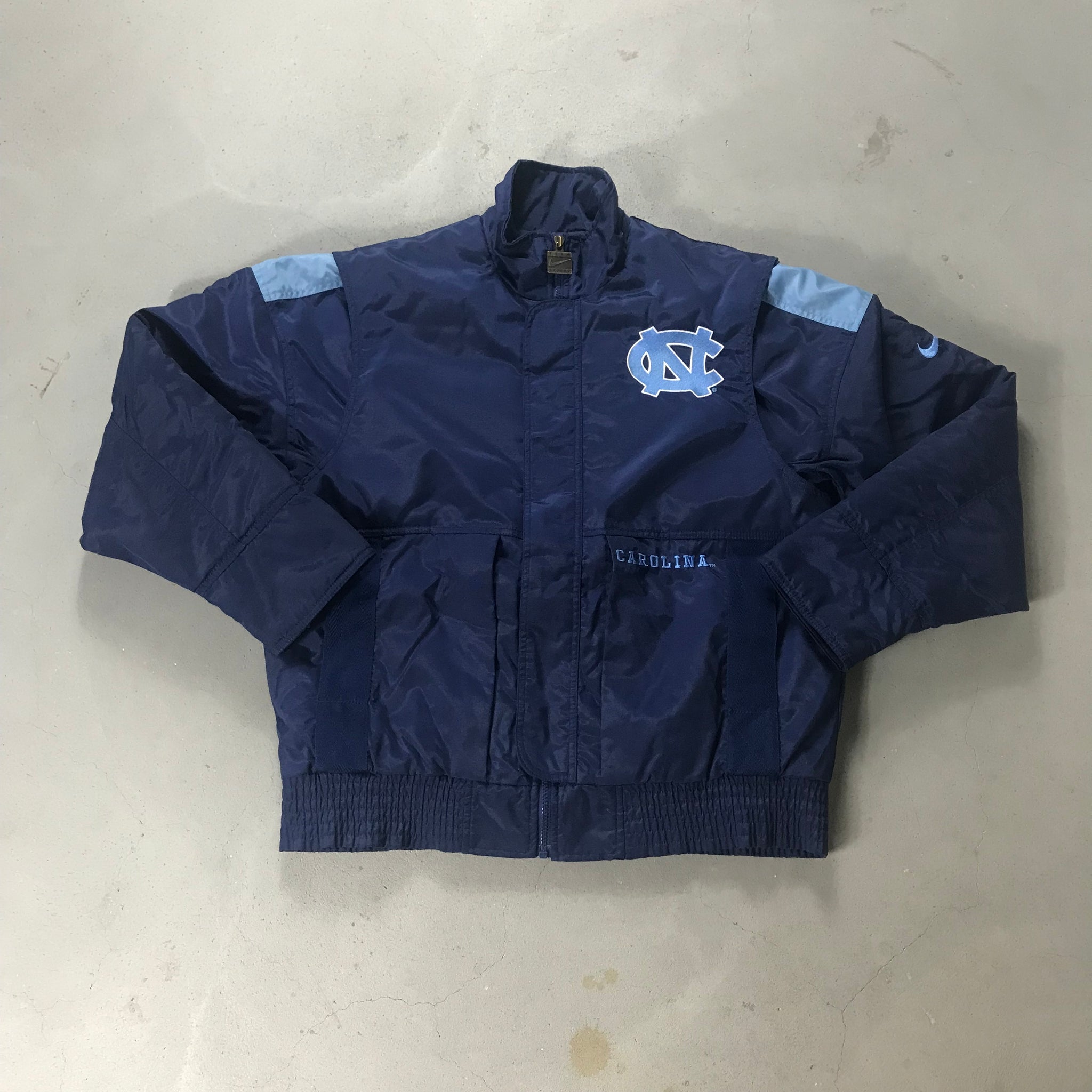 NIKE North Carolina Vintage Jacket